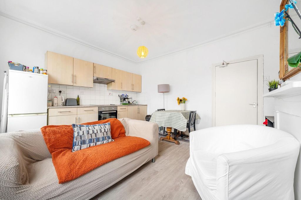 Property photo 3 of 11 Reception (2).Jpg