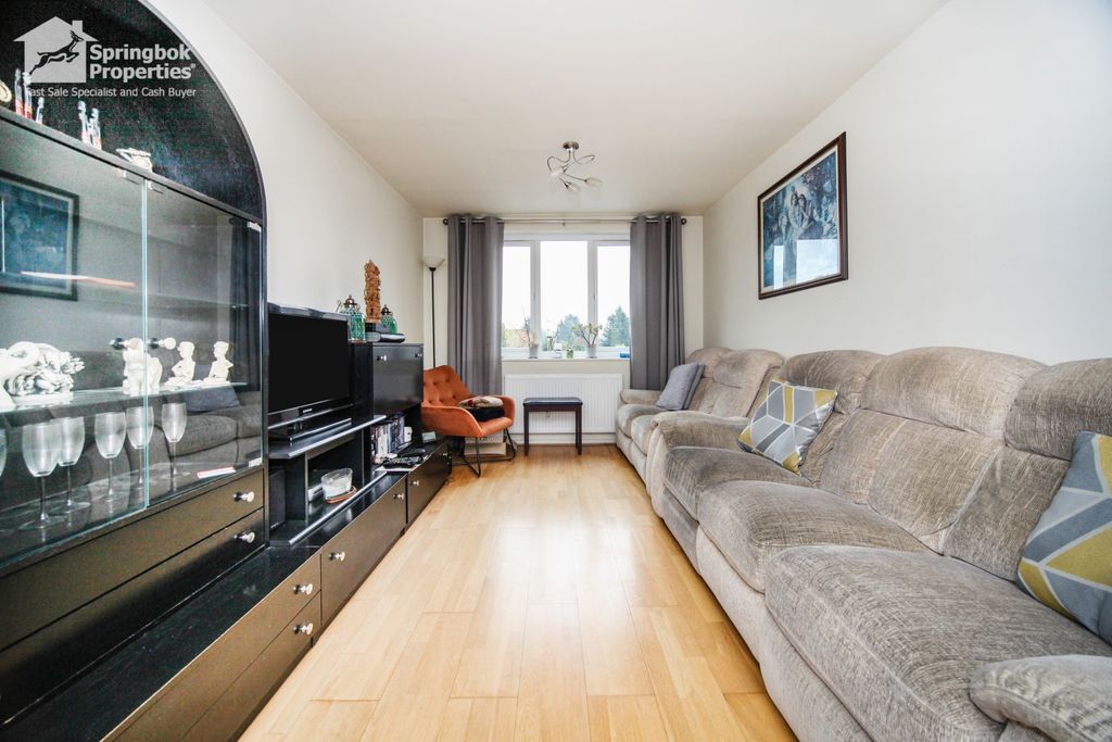 Property photo 2 of 14 Image 2