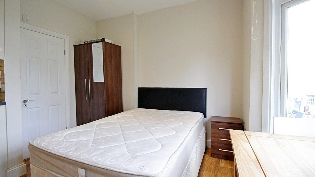 Property photo 3 of 4 Gallery