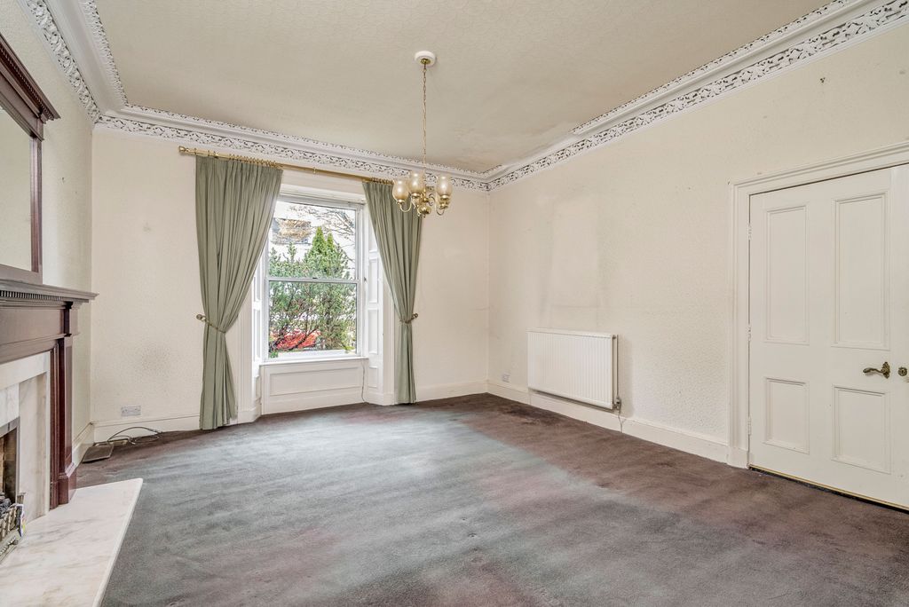 Property photo 3 of 33 Property Image 3