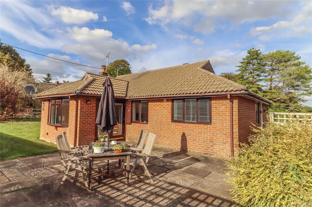 Property photo 3 of 17 Picture No. 06