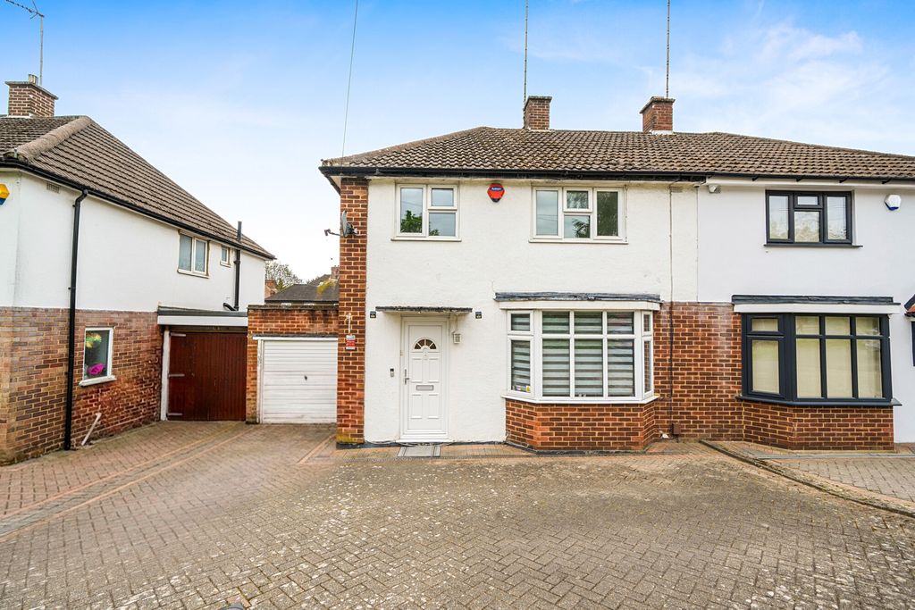 Property photo 1 of 20 1449276-21-69E640...