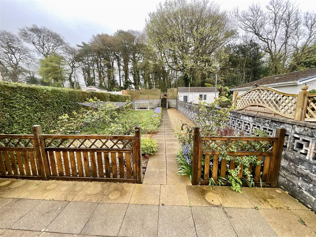 Property photo 2 of 43 Img_0441.Jpeg