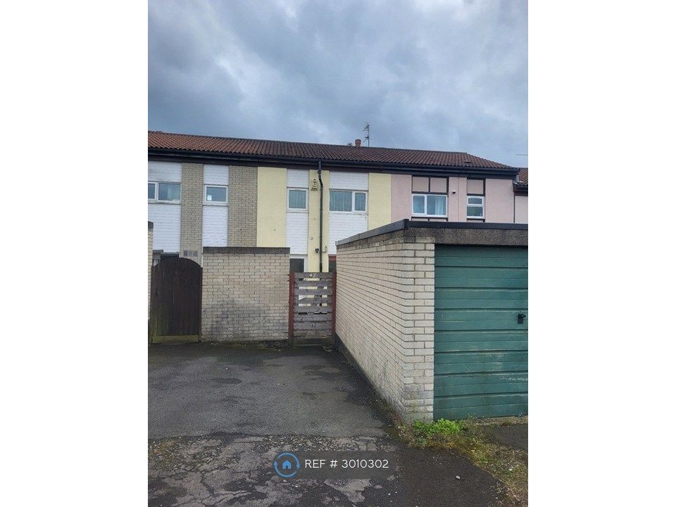 Property photo 1 of 2