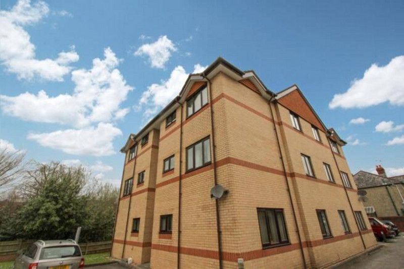 Property photo 1 of 12