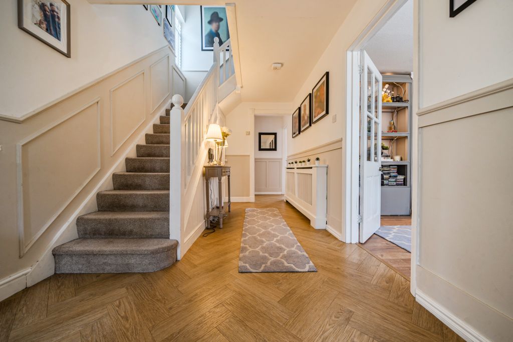 Property photo 3 of 19