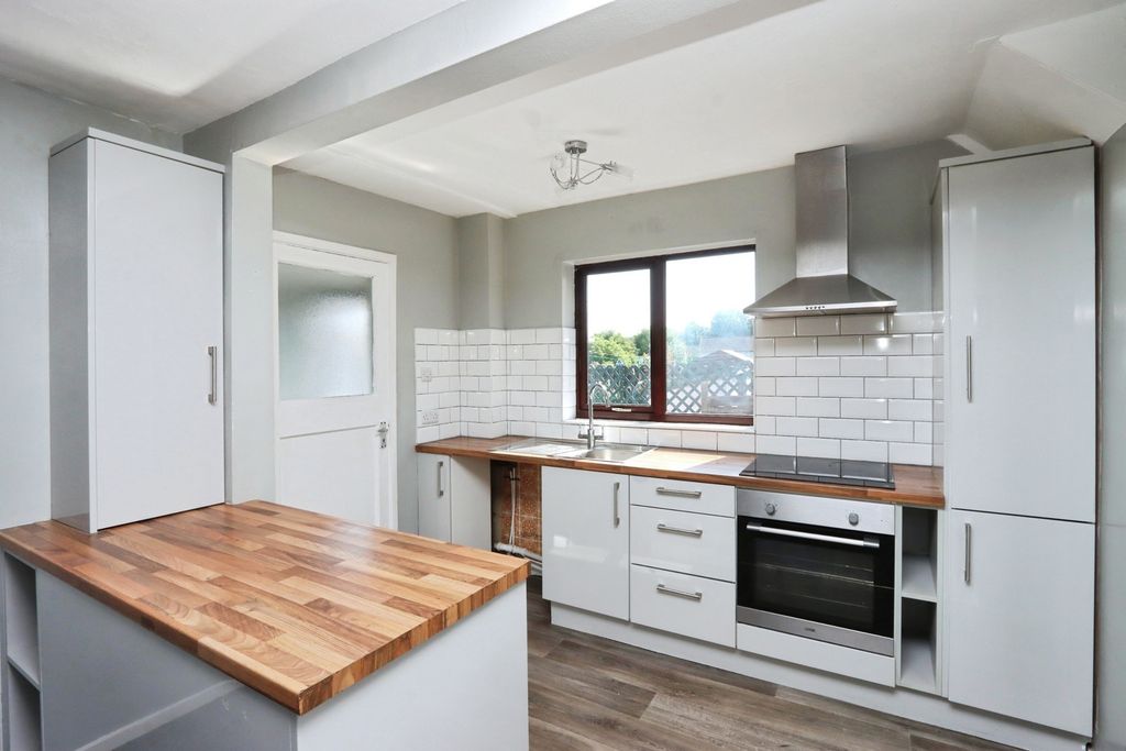 Property photo 2 of 17 Pbox-Img.Jpg