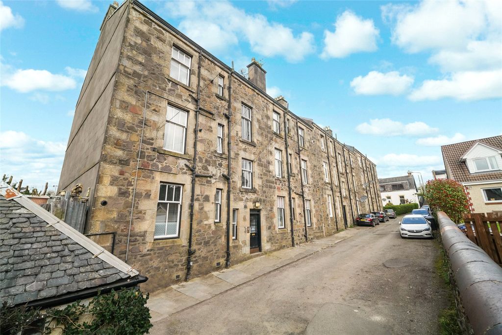 Property photo 1 of 18 Front