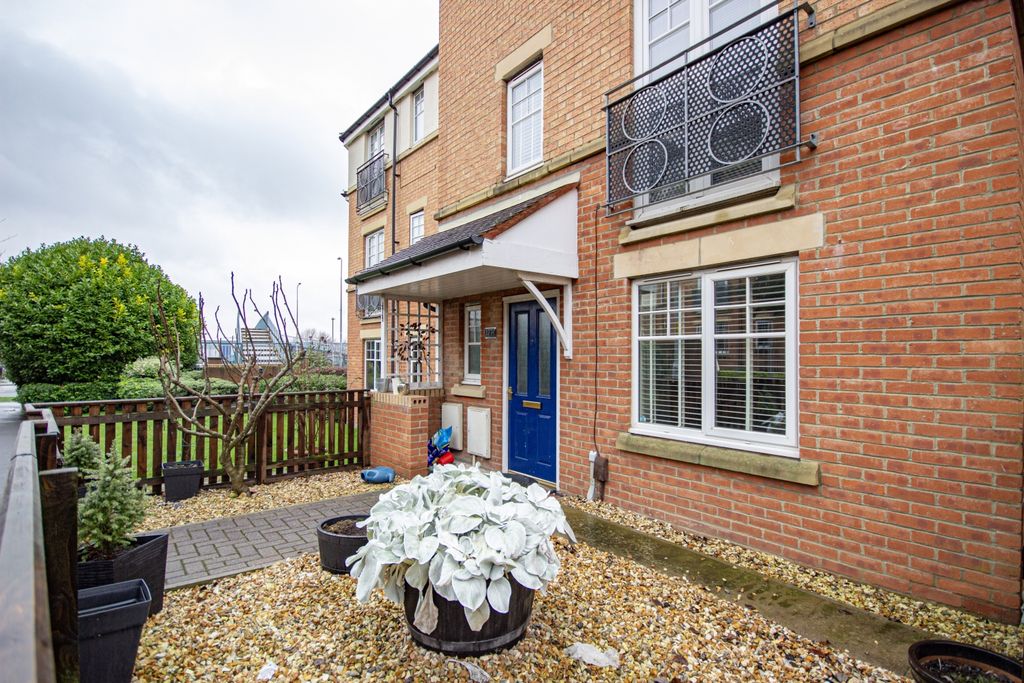 Property photo 1 of 22 22-1