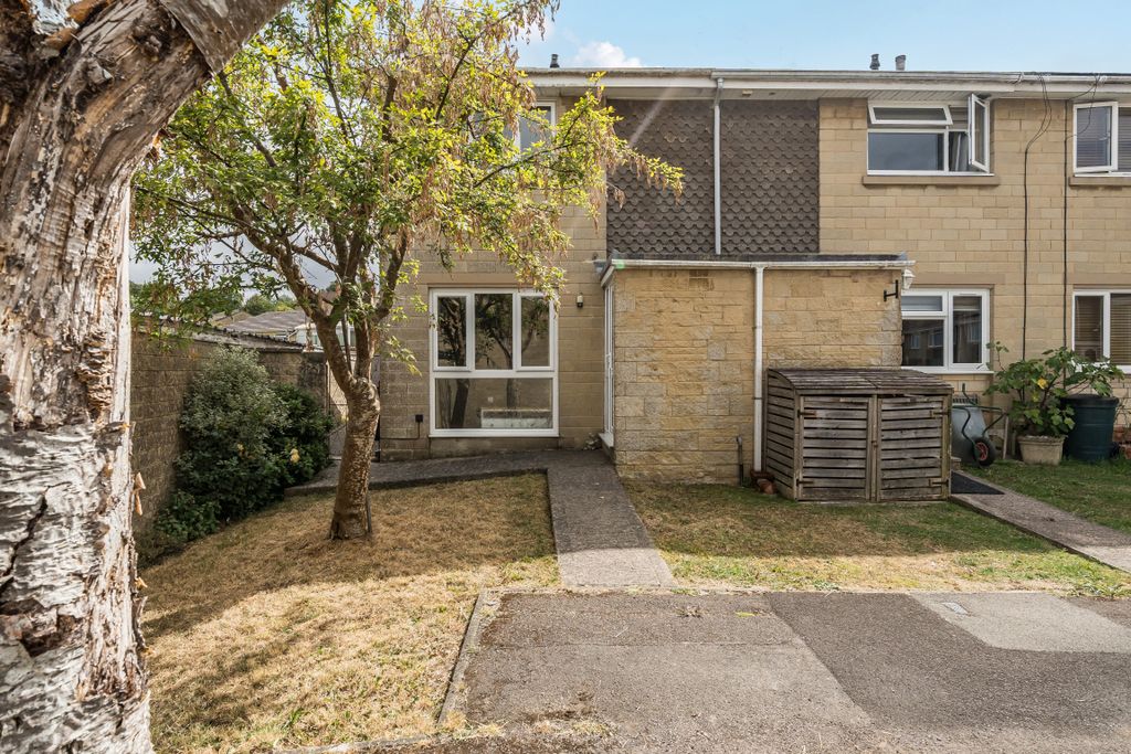 Property photo 1 of 21