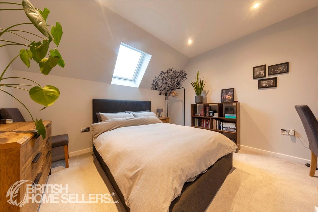 Additional image 15 of 3 bed flat for saleCampden Road, South Croydon CR2