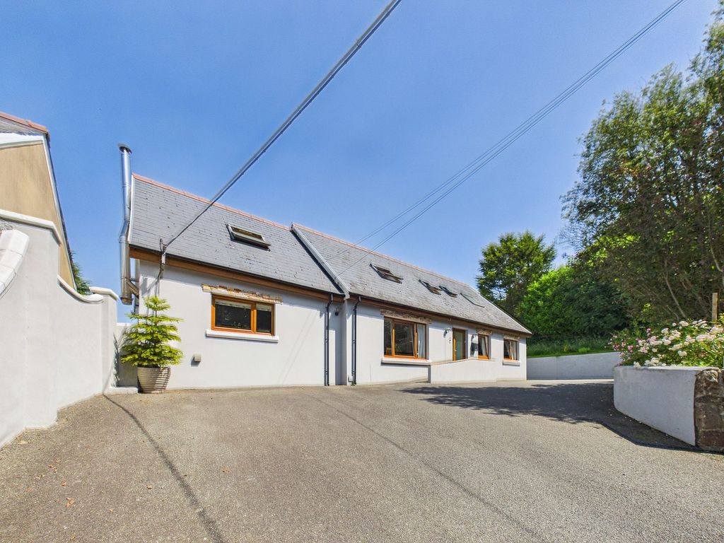 Property photo 2 of 45