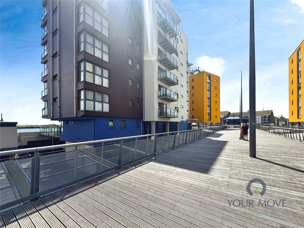 Property photo 2 of 14 Boardwalk