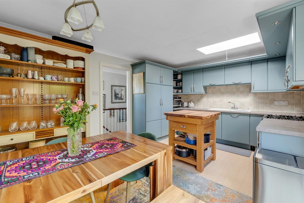 Property photo 2 of 22 Kitchen