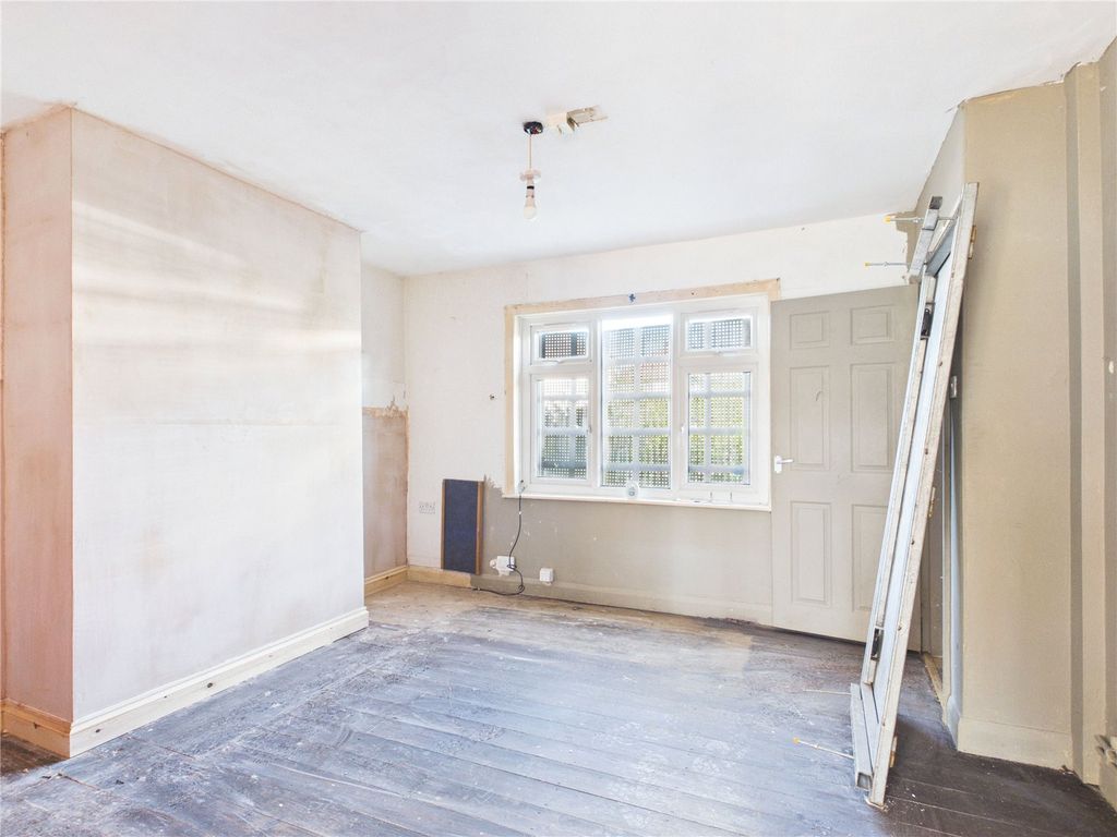 Property photo 2 of 9 Picture No. 01