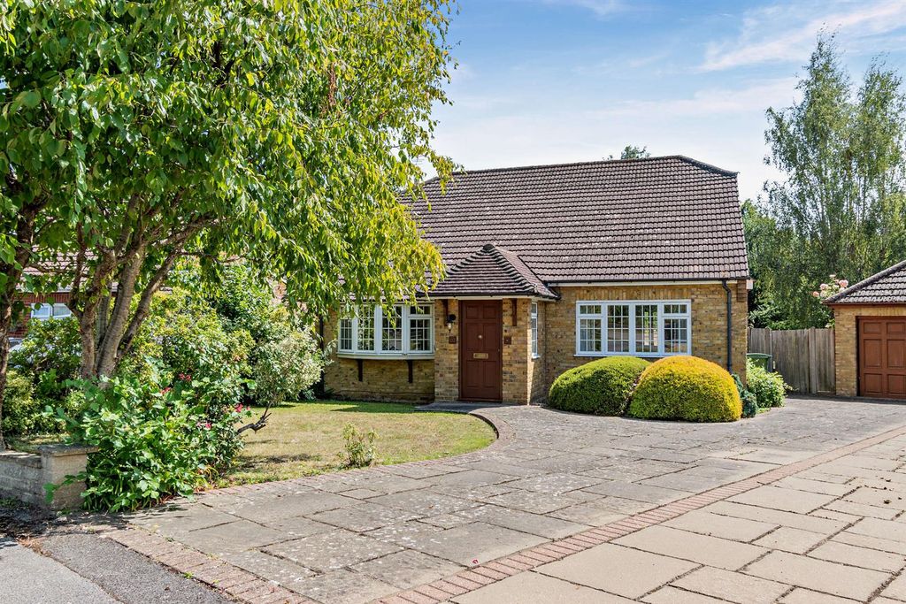 Property photo 1 of 23 8659885-Exterior01-800.Jpg