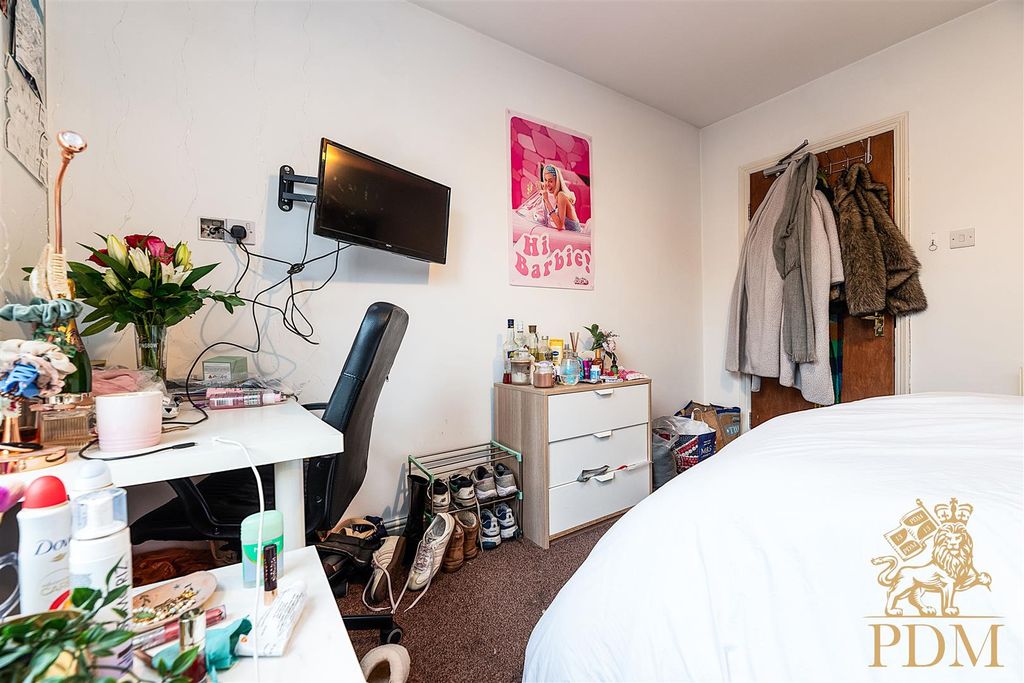 Additional image 7 of 5 bed semi-detached house for saleMidland Avenue, Nottingham NG7