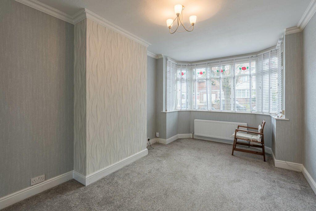 Property photo 3 of 12 Picture No. 24