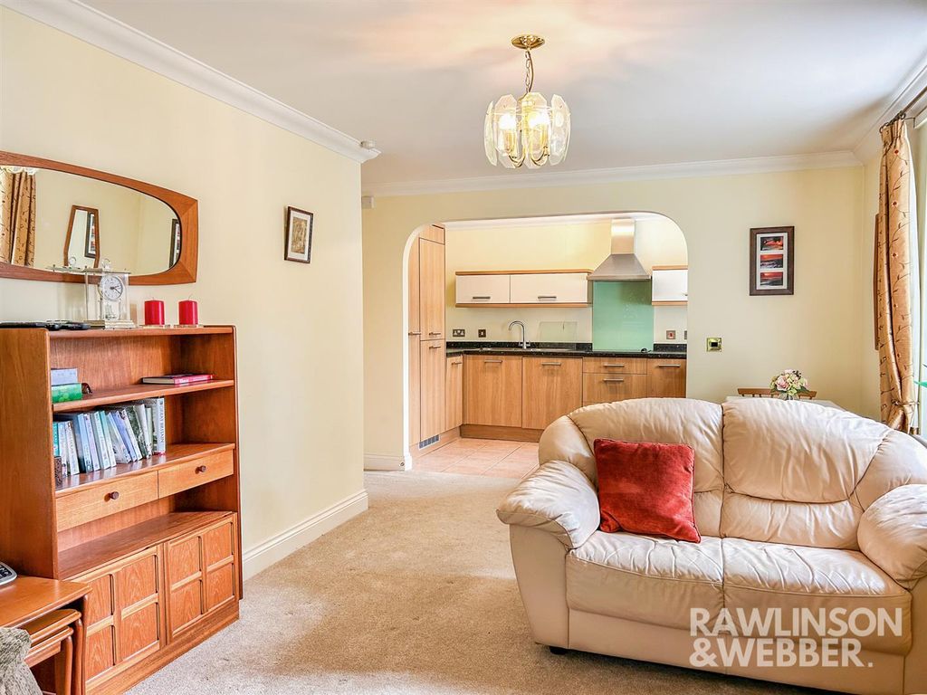 Property photo 2 of 13 Img_1217.Jpg