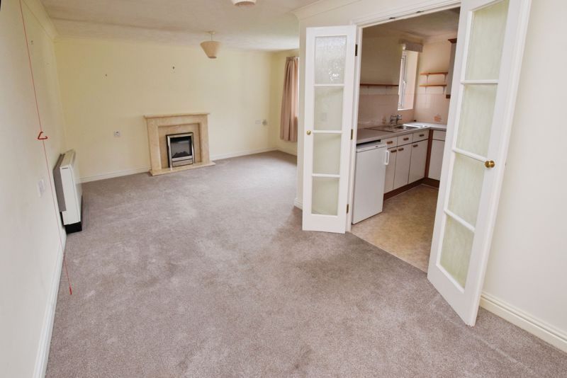 Property photo 2 of 9 Photo 6