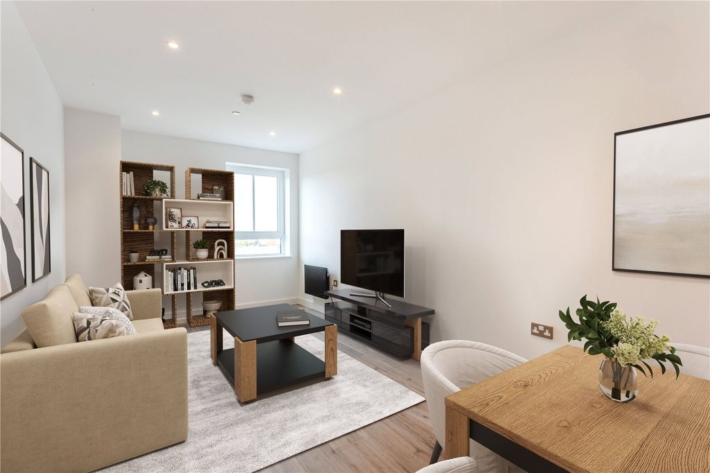 Property photo 2 of 7 Picture No. 12