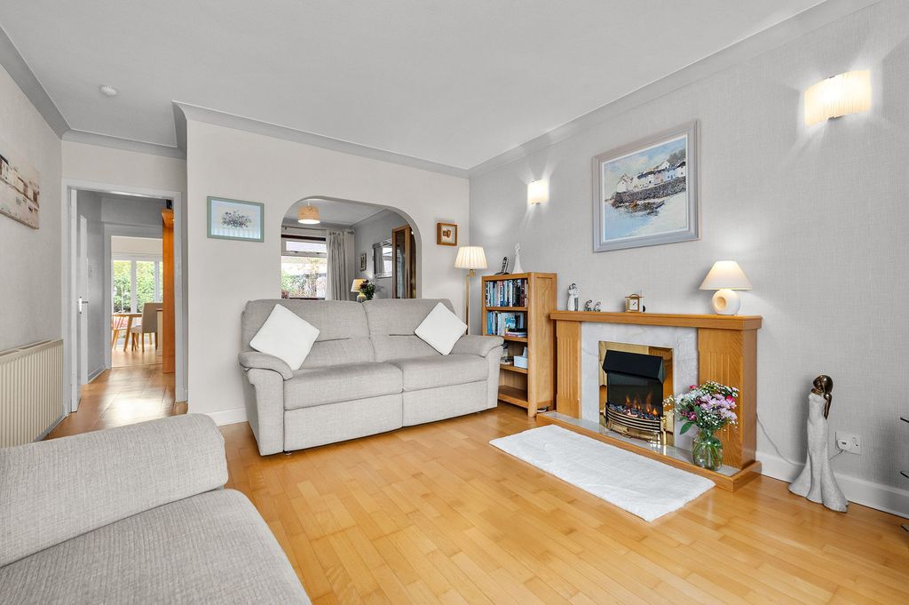 Property photo 2 of 22
