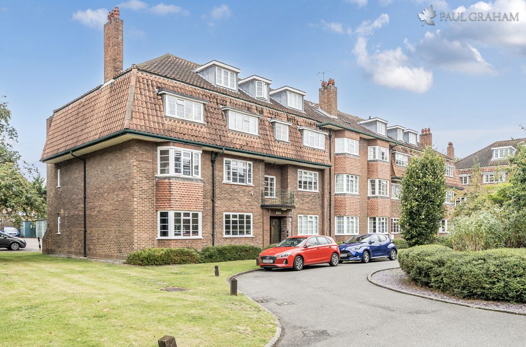 Property photo 1 of 14 4F2E7Ea9-B2A1-474c-8A42-d2079839d746