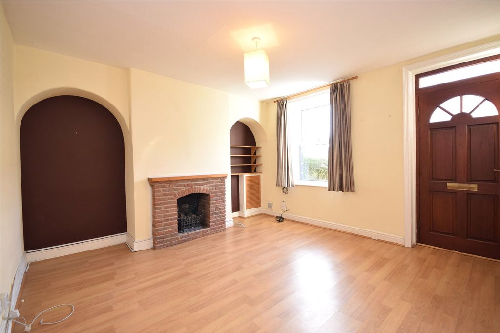 Property photo 2 of 10 Picture No. 24