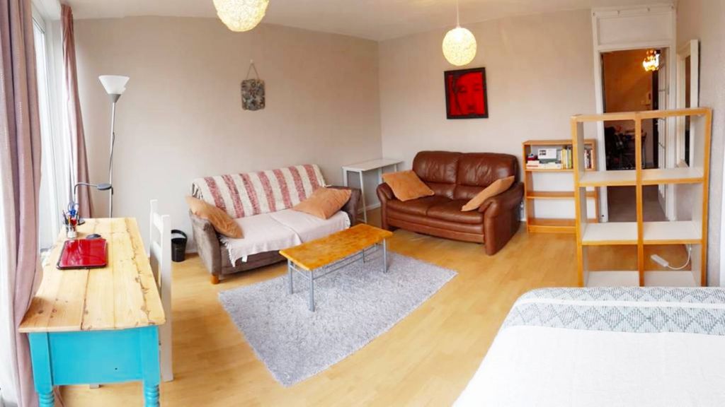 Property photo 2 of 18 Gallery