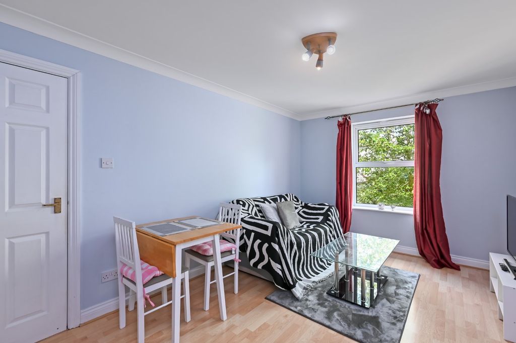 Additional image 4 of 2 bed flat for saleChancery Rise, Holgate, York YO24
