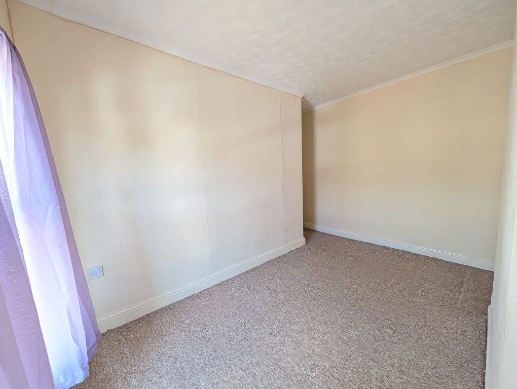 Property photo 3 of 8 Image