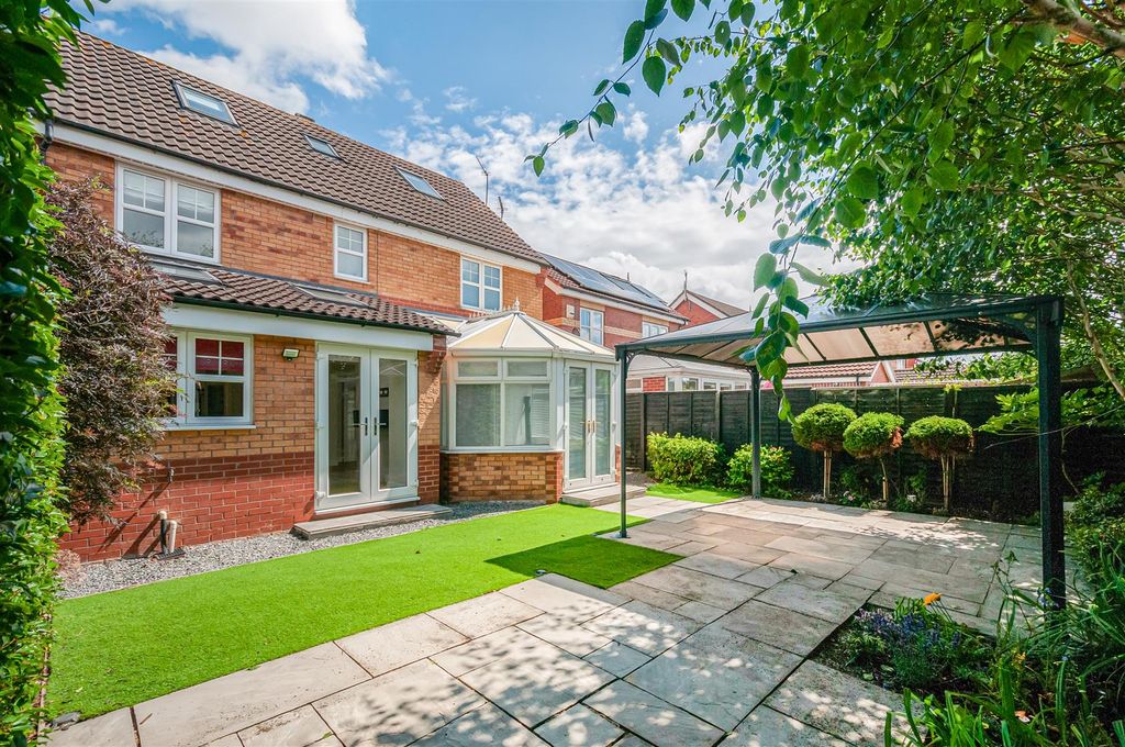 Property photo 2 of 33 19 Wintringham2.Jpg