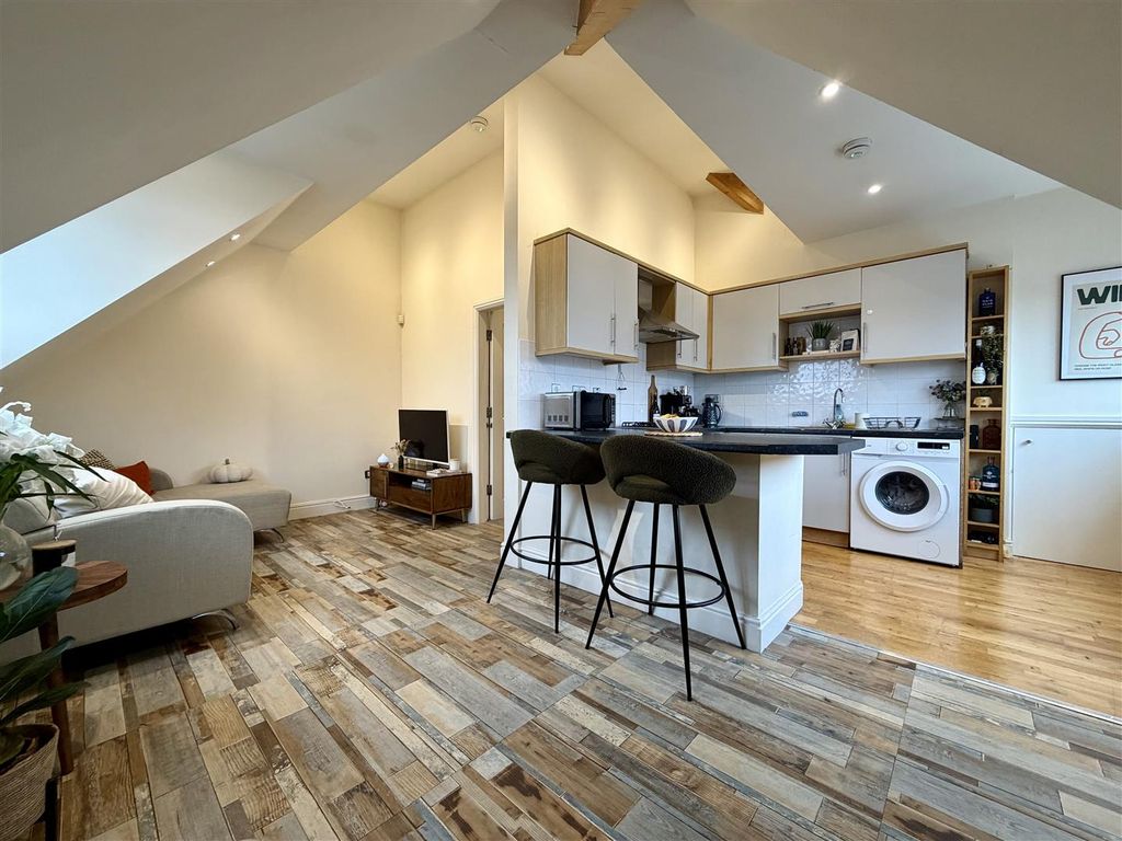 Property photo 2 of 10 Img_8279.Jpeg