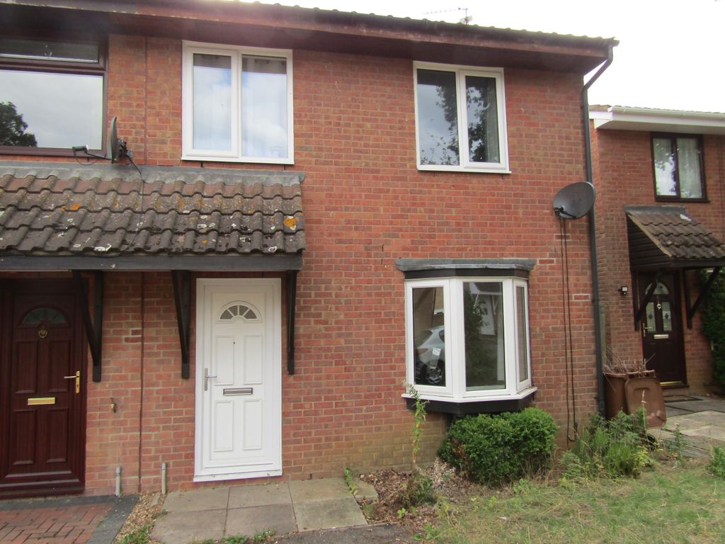 Property photo 1 of 8 Front