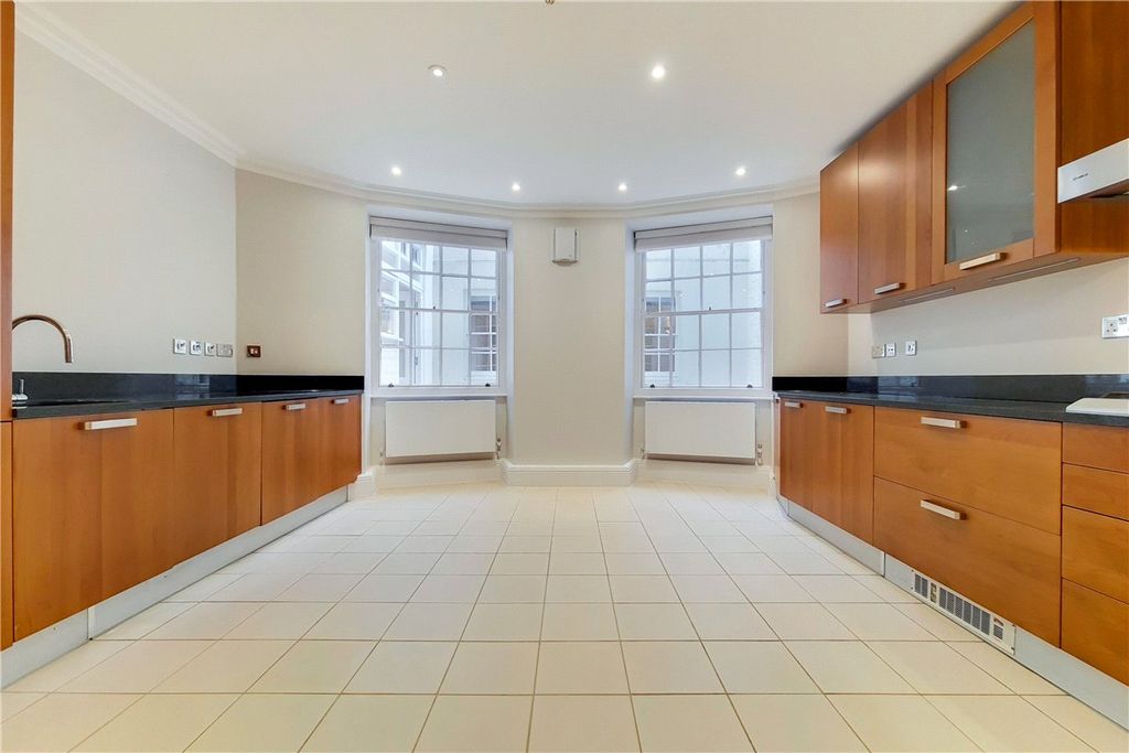 Property photo 3 of 16 Picture No. 19