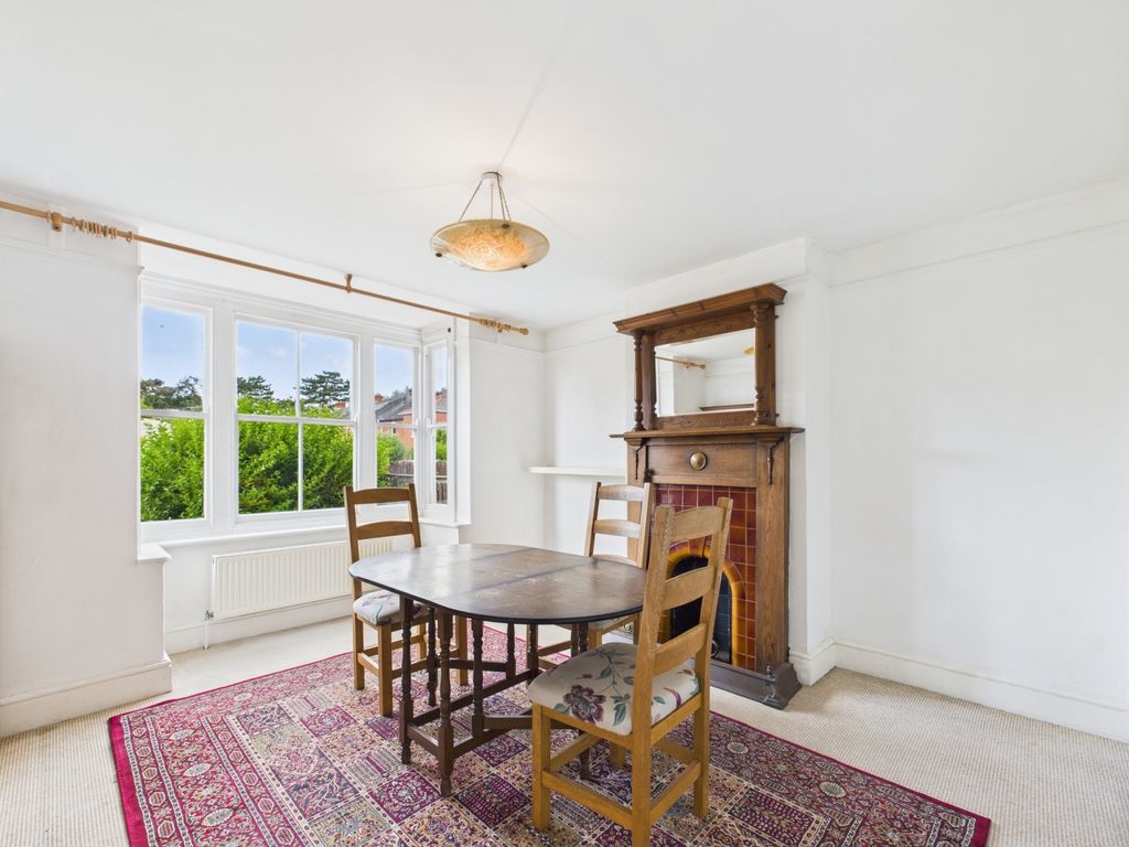 Property photo 3 of 15 Picture No. 05