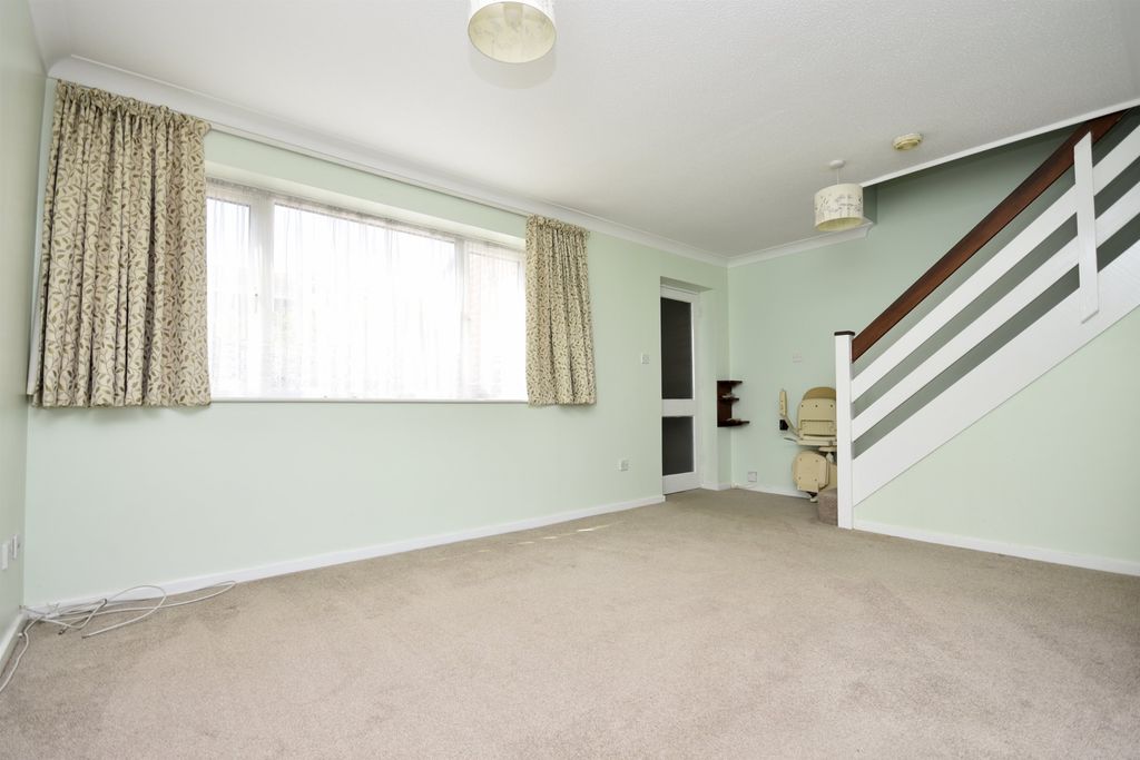 Property photo 3 of 13