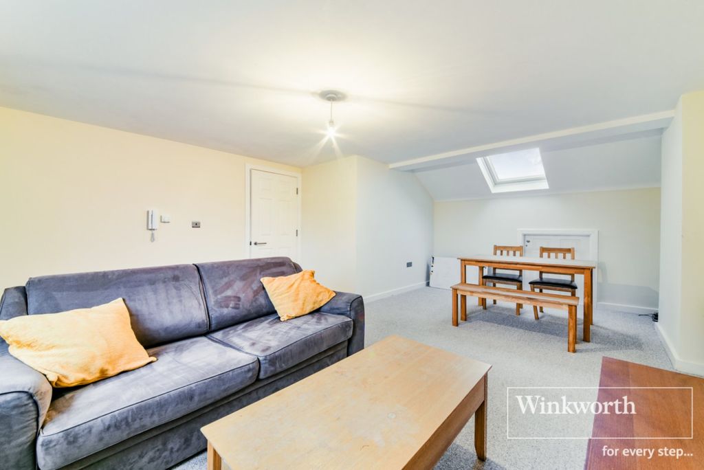 Property photo 2 of 24 Picture No. 16
