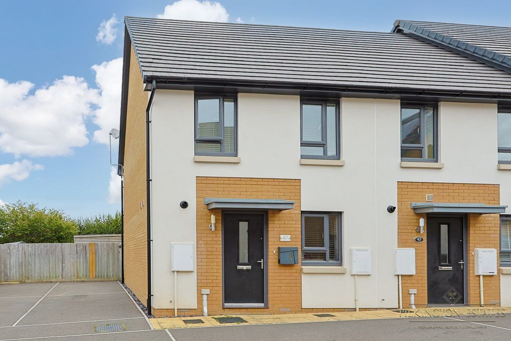 Property photo 1 of 16 4502342