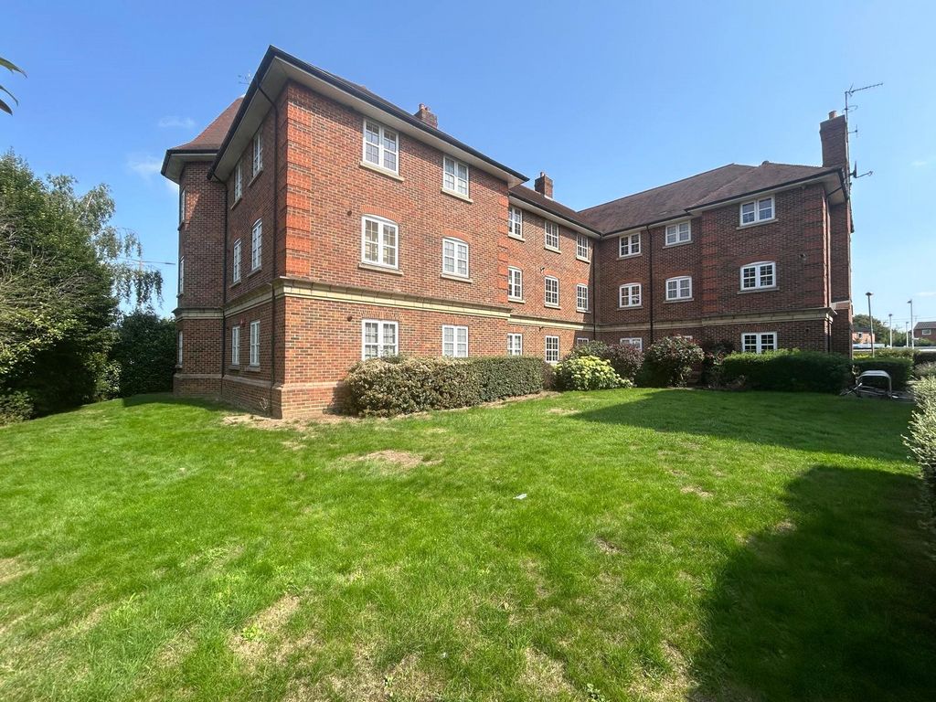 Property photo 3 of 11 Picture No. 13