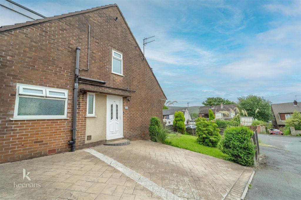 Property photo 1 of 30