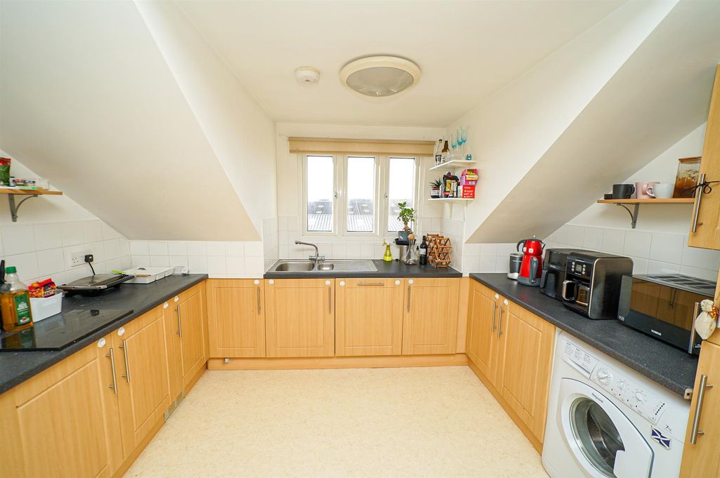 Property photo 3 of 10 Dsc05065.Jpg