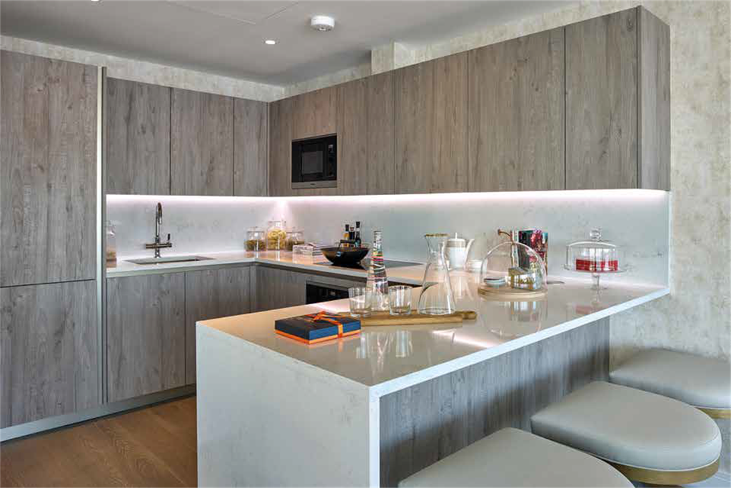 Property photo 2 of 6 Kitchen