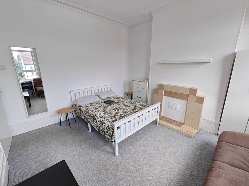 Property photo 2 of 4