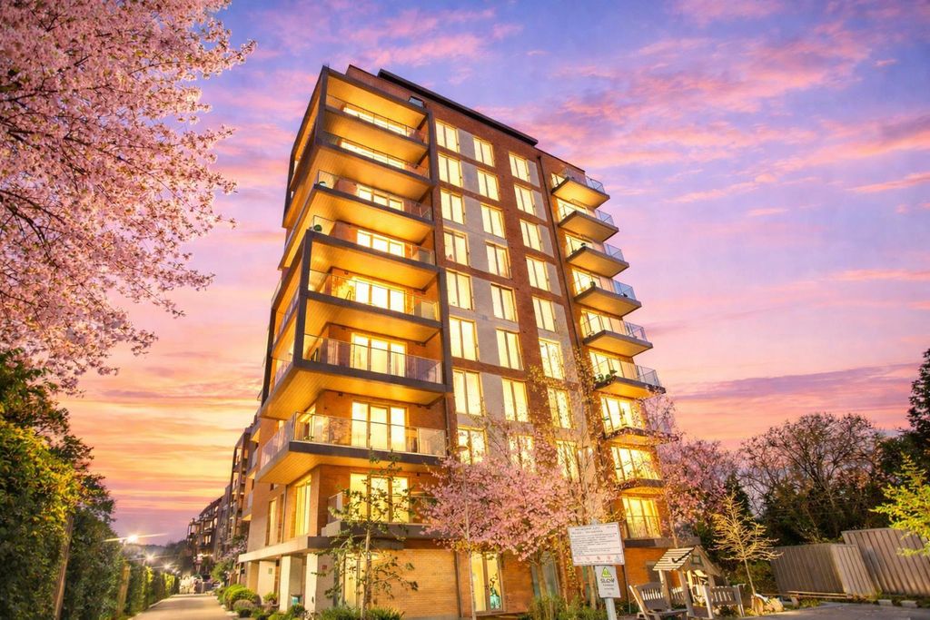 Property photo 1 of 16 Milne Building Twilight