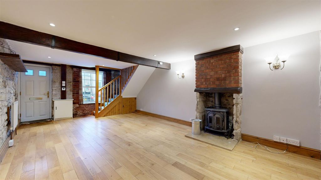 Property photo 2 of 13 12022024_130326.Jpg