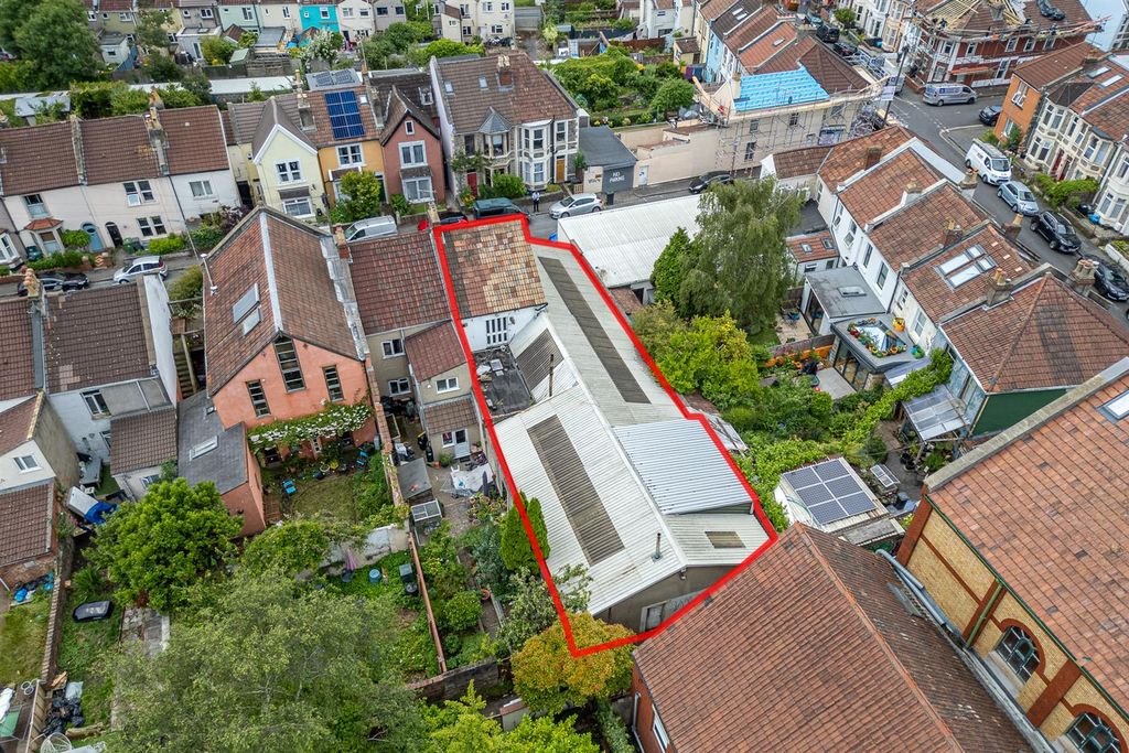Property photo 3 of 26 3 - 5 Hinton Road, Greenbank, Bristol Bs5 6Ha |Fre