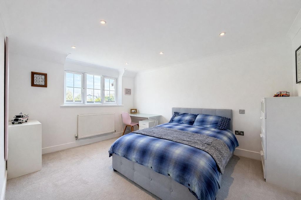 Additional image 13 of 4 bed detached house for saleWarren Lane, Ashford TN24