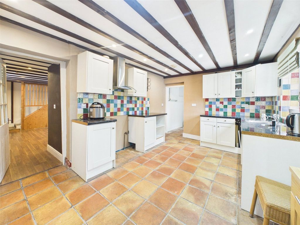 Property photo 3 of 15 Picture No. 04
