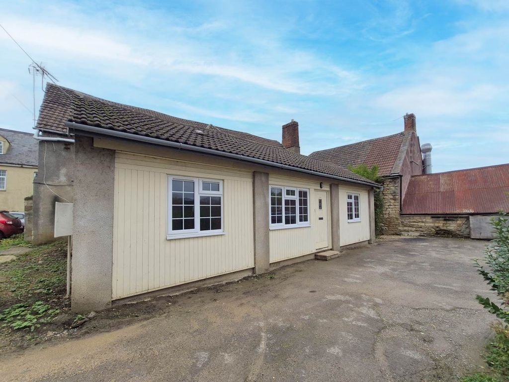 Property photo 1 of 9 Front